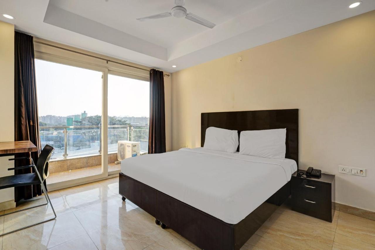 Super Townhouse Tipsyy Near Bestech Central Square Mall Gurgaon Exterior photo